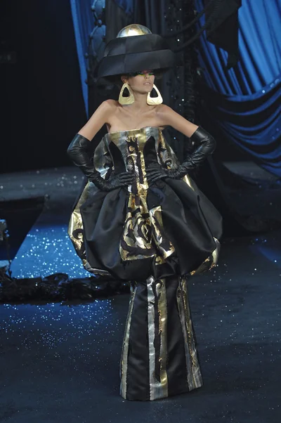Look 29